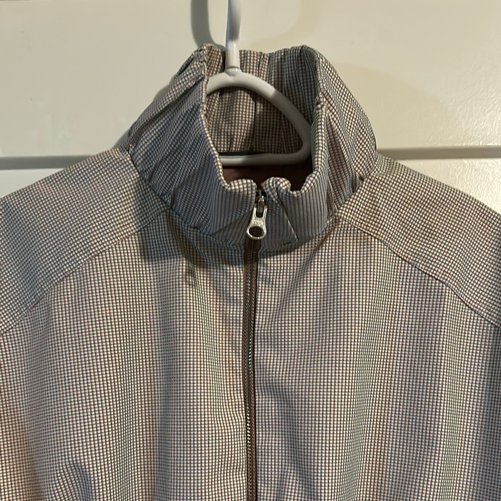 NYLORA | Stylish Gray Women's Jacket - Picture 5 of 17